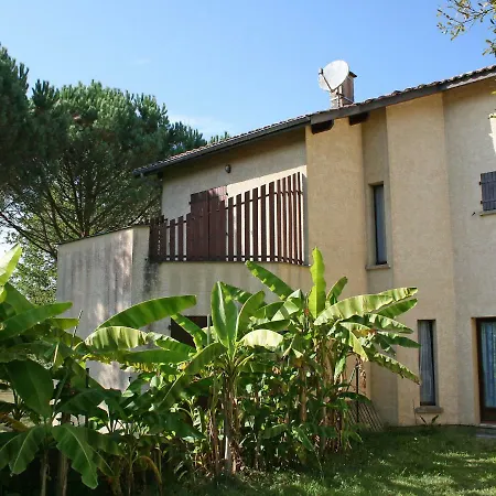 Holiday home Holiday Maison Dino 1